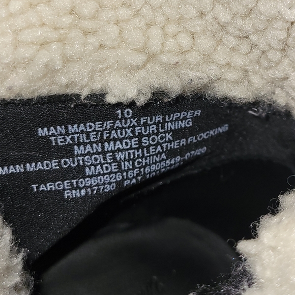 Heeled boot - Picture 8 of 8